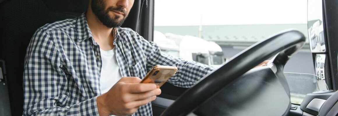 België legt rijverbod op bij gebruik mobieltjes achter het stuur